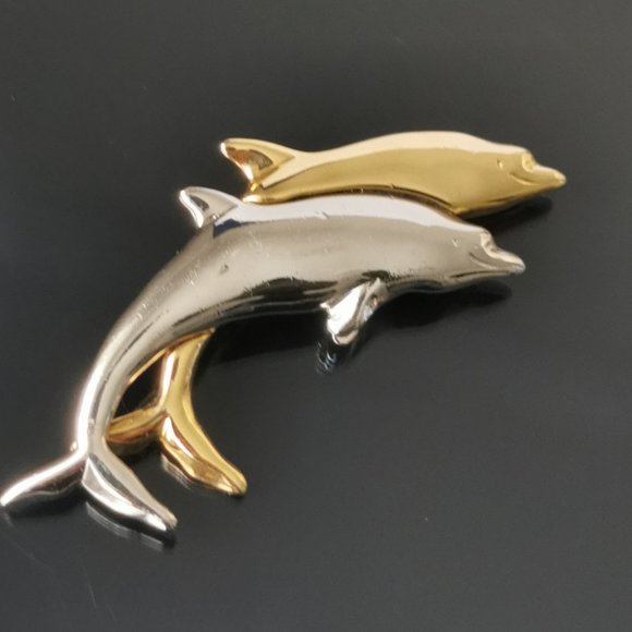 Vintage signed "LC" LIZ CLAIBORNE DOLPHIN PORPOISE PIN BROOCH gold & silver tone - Picture 2 of 5